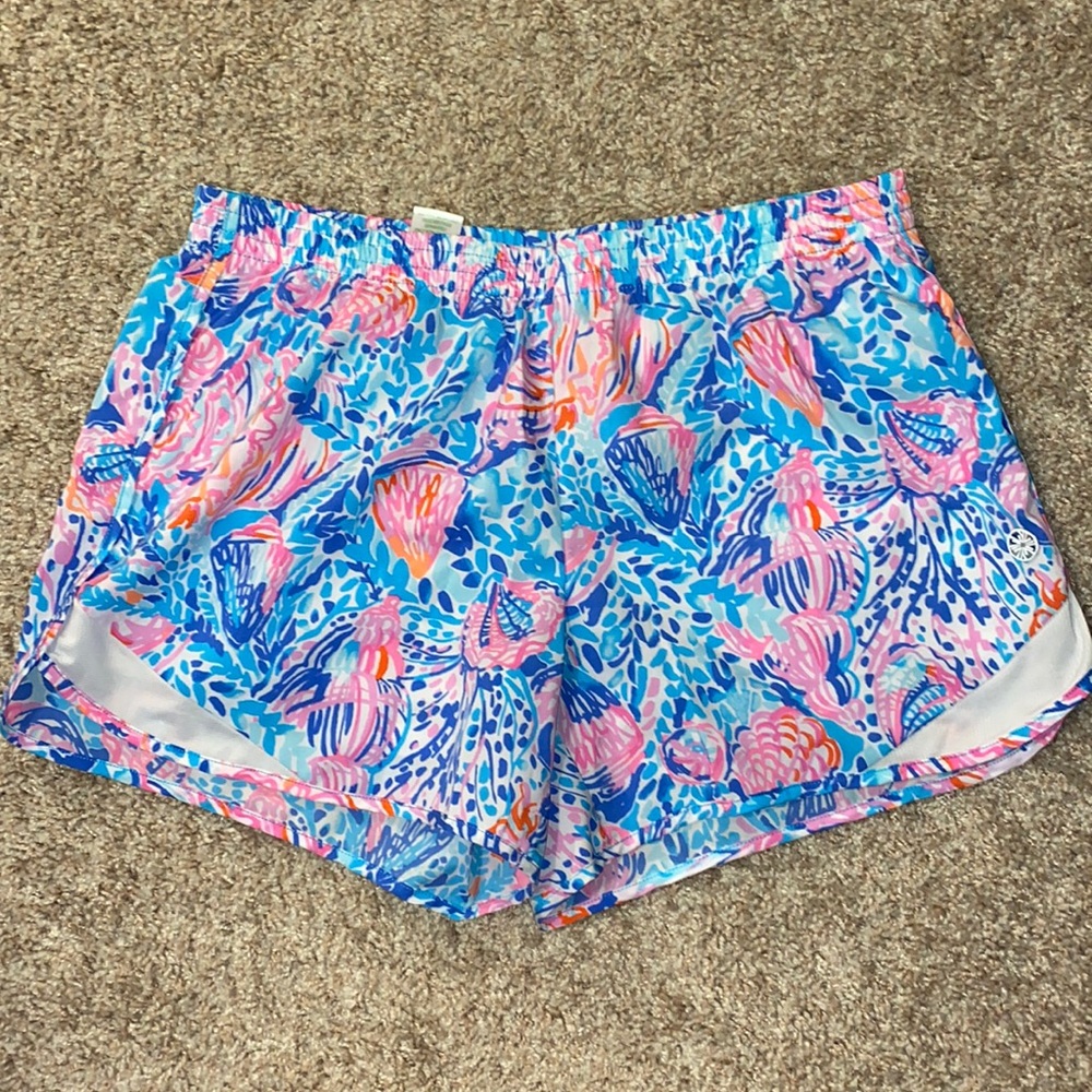 Lilly Pulitzer ocean trail shorts